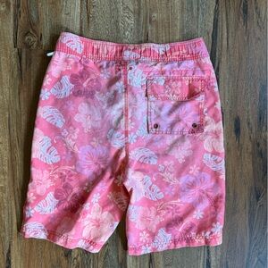 Men’s swim trunks sz s